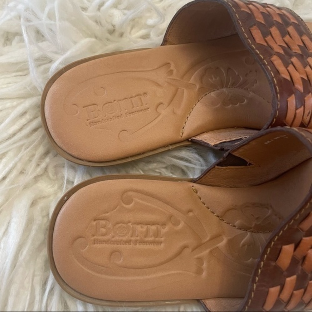 Born brown woven leather sandals comfort ladies size 7 - Picture 2 of 8